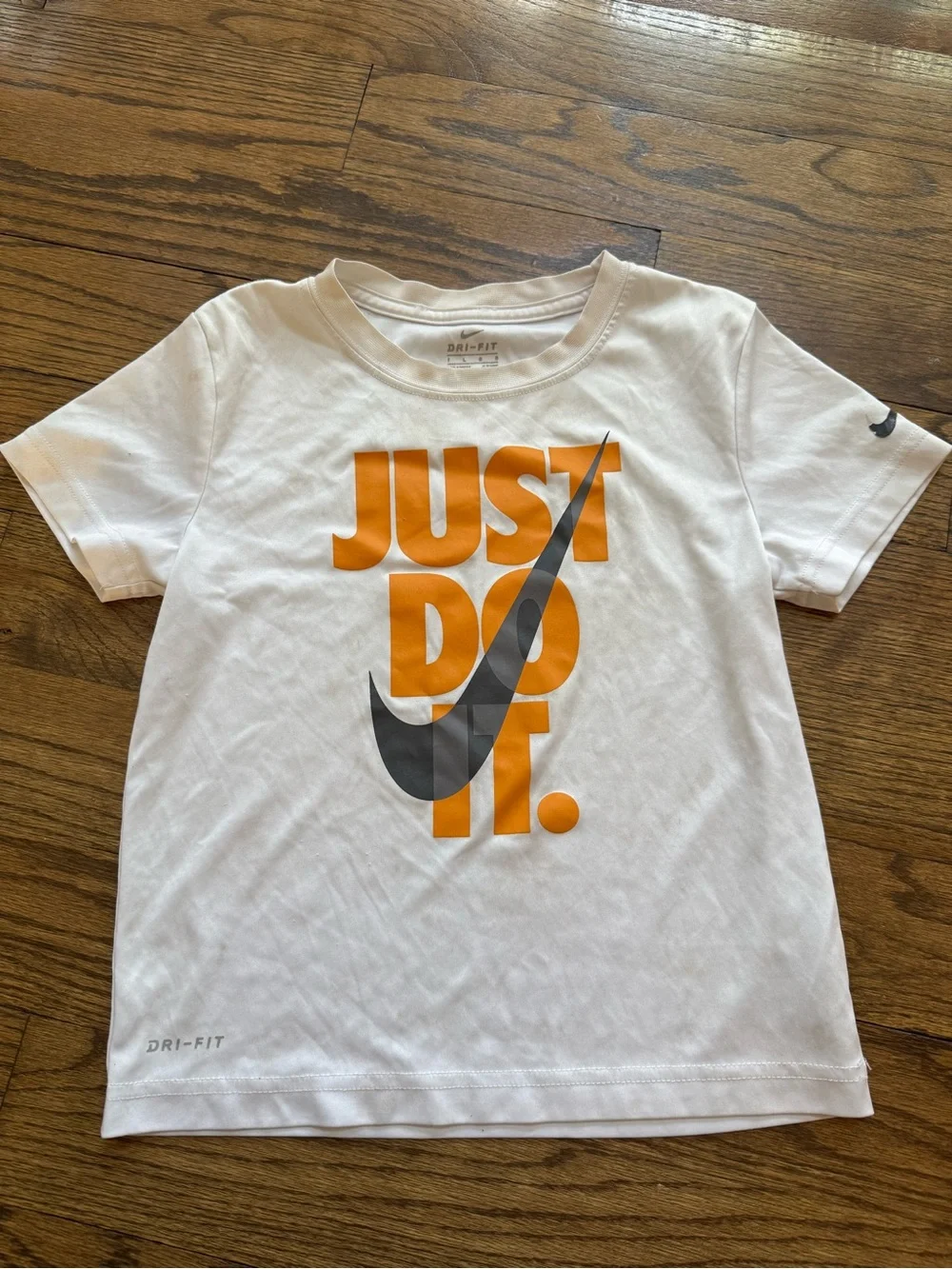 Nike Dri-FIT Performance Shirt & Tank Bundle Boys Sizes 6 & 7